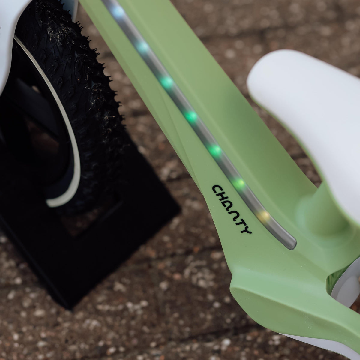 Chanty Go Grön Löpcykel | Med Integrerat Ljus