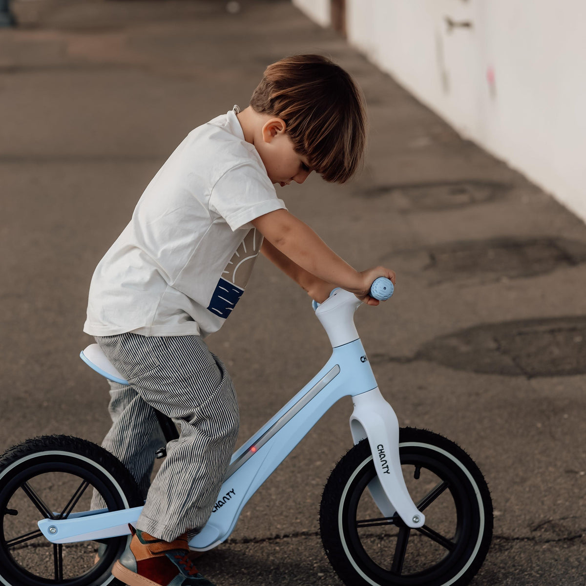 Chanty Go Blå Löpcykel | Med integrerat ljus