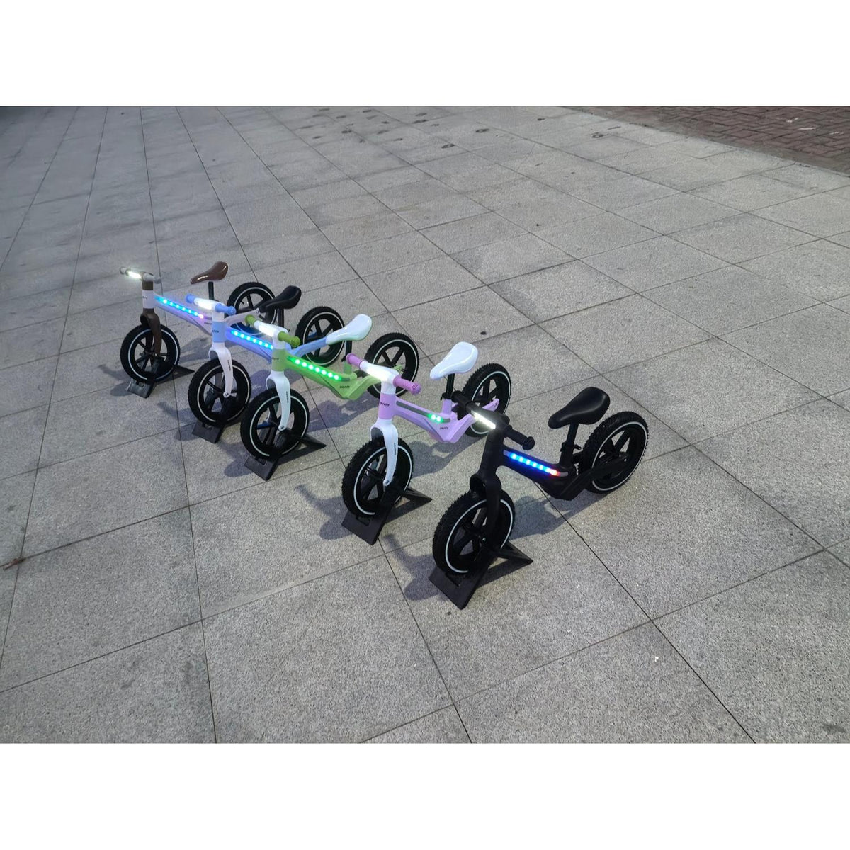 Löparcykel med ljus | LED-belysning | 2-6 år